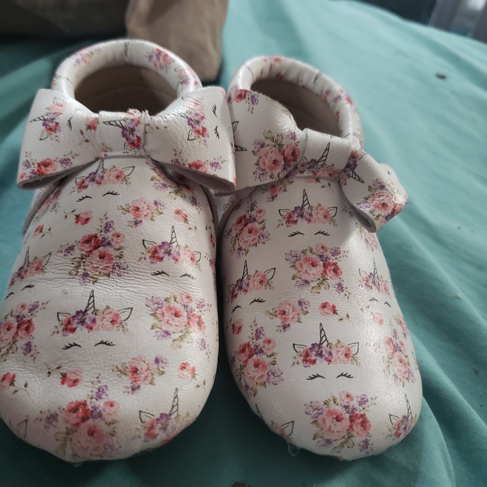 monkey feet 18/24